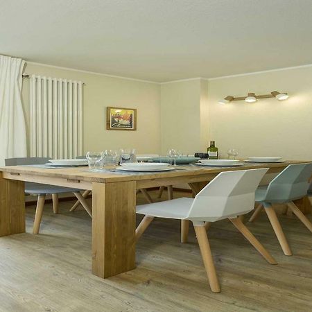 Apartment Ensa - Alpes Travel - Central Chamonix - Sleeps 4 Exteriör bild