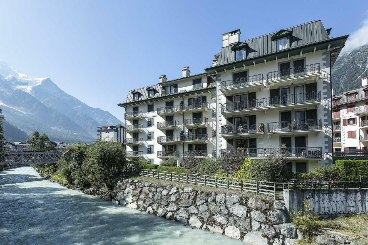 Apartment Ensa - Alpes Travel - Central Chamonix - Sleeps 4 Exteriör bild